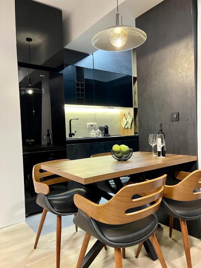 Sunlight Luxe Apartment スコピエ エクステリア 写真